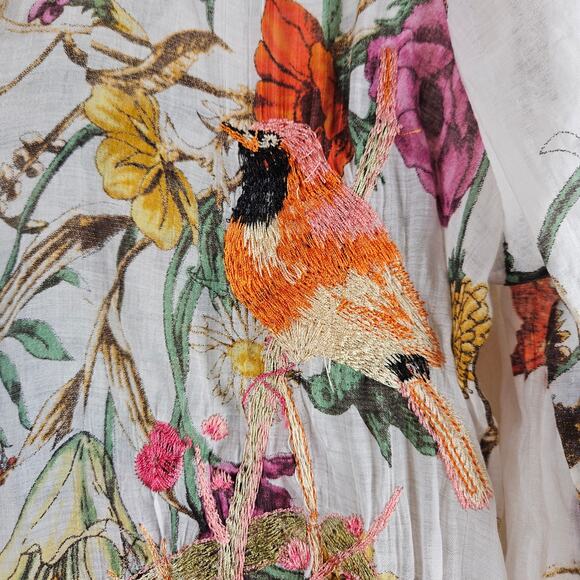 Wearable Art Maxamilist Floral Embroidered Button Down Blouse Bird Detailing M - Picture 3 of 11